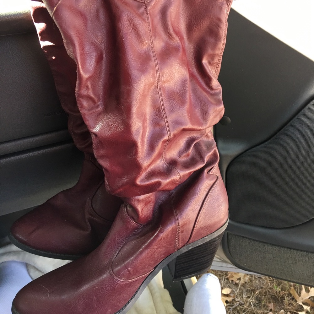 Maurices boots size 11